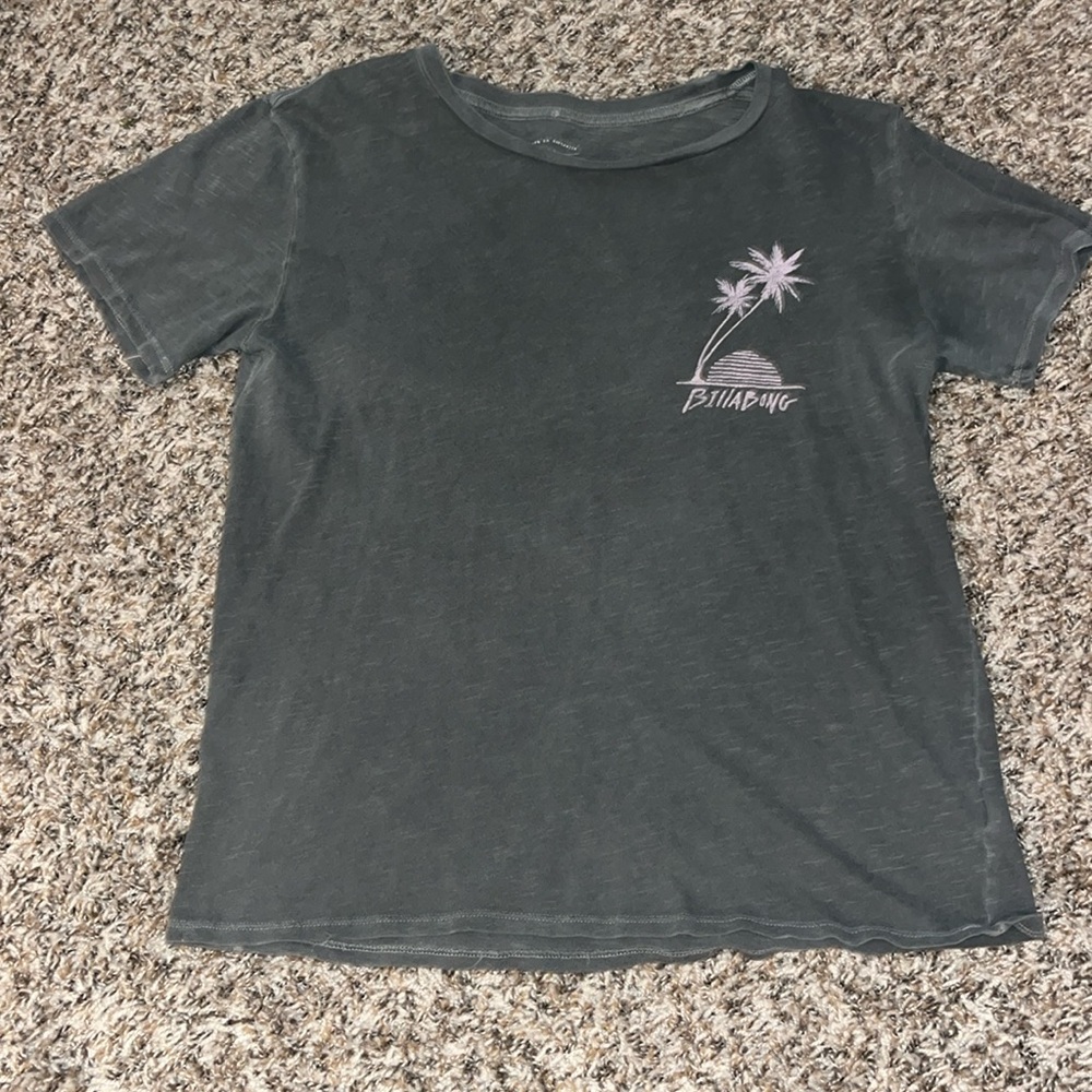 Grey Billabong T-Shirt with palm tree designs on back